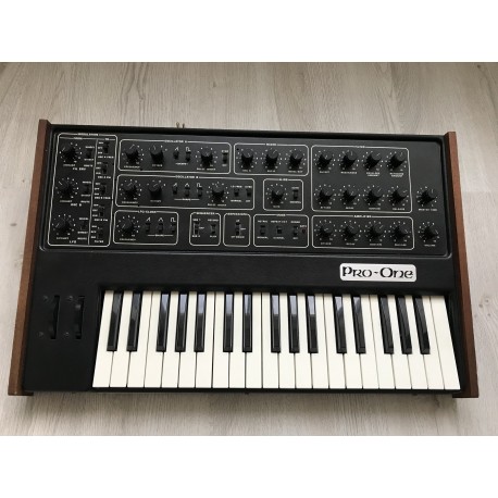 SEQUENTIAL CIRCUITS - Pro One